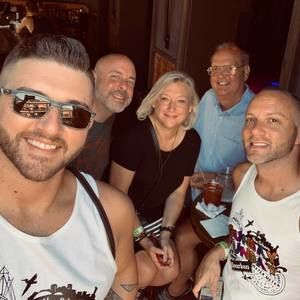 Meet your Posher, Brandon